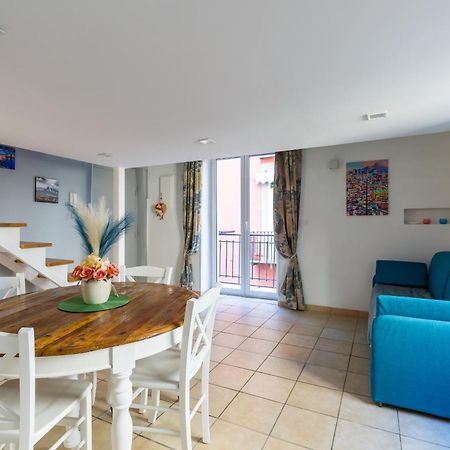 Toledo House Apartments 那不勒斯 外观 照片