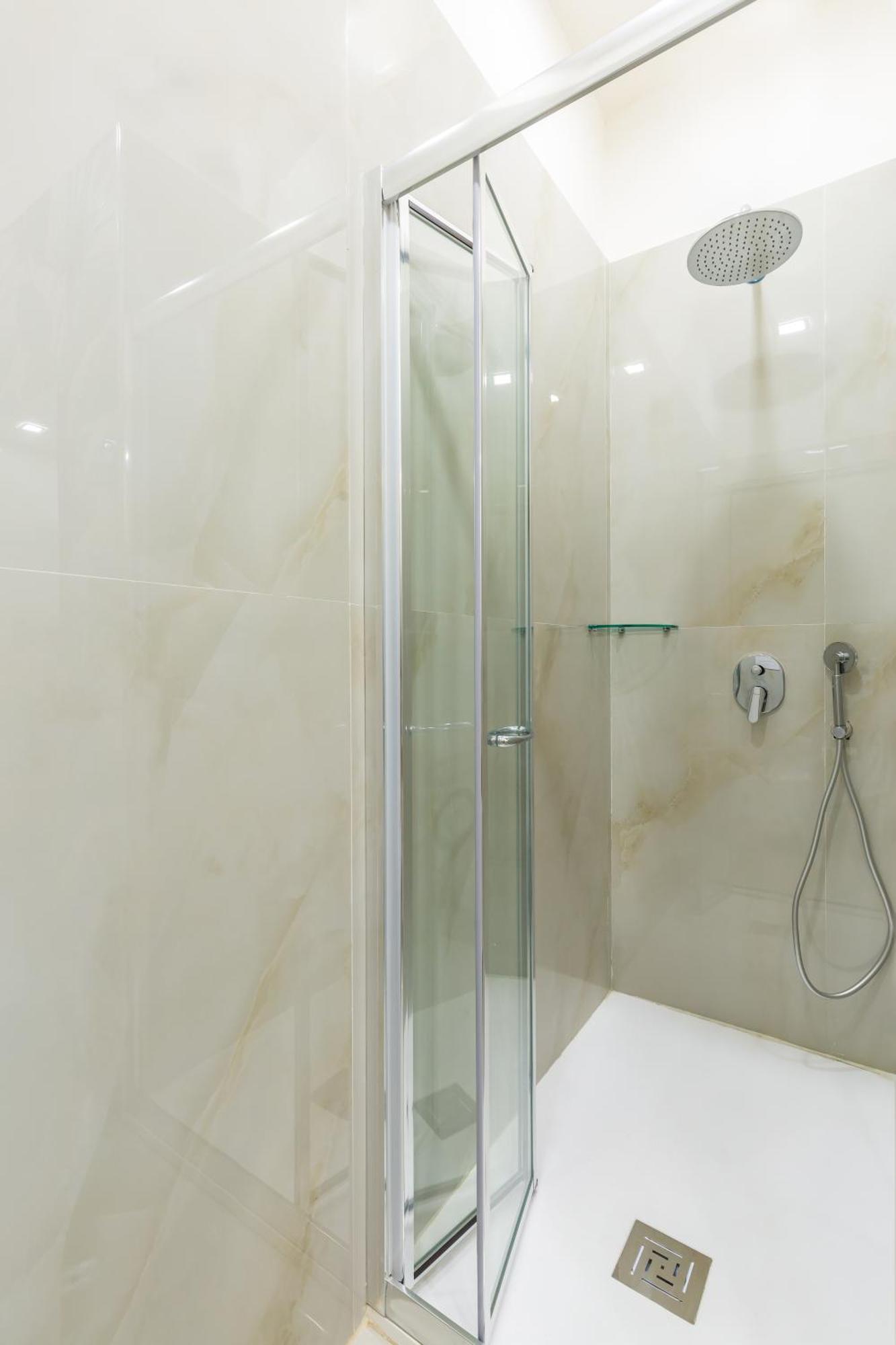 Toledo House Apartments 那不勒斯 外观 照片